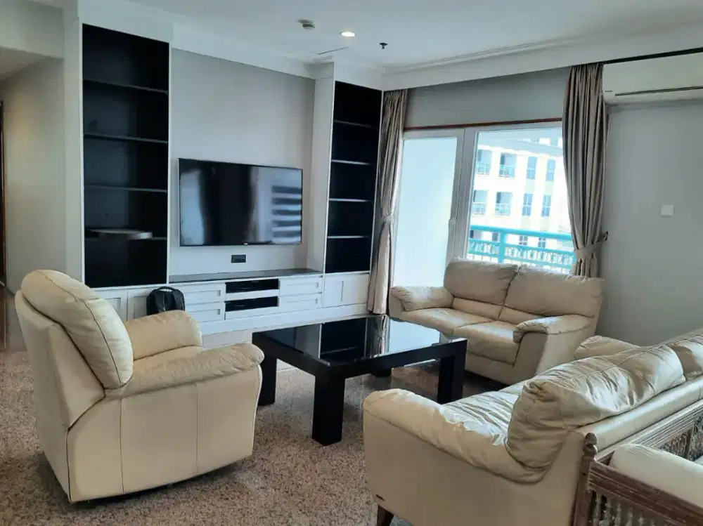 Di jual cepat sofa tanpa meja