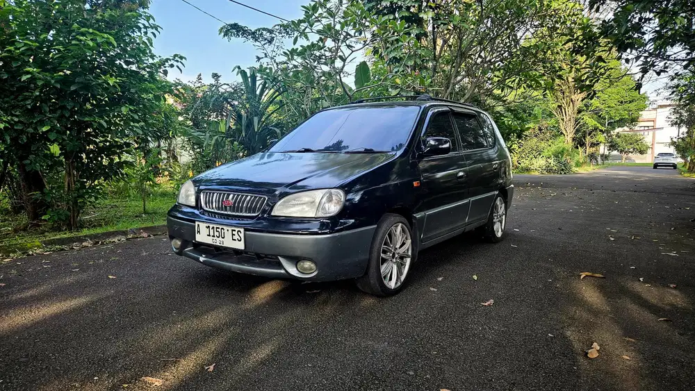Kia Carens 2000 Bensin