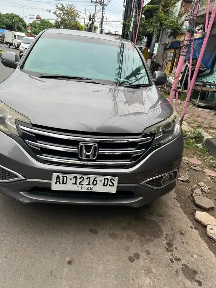 Mobil dengan kondisi mesin