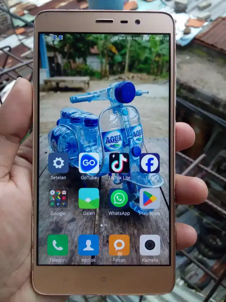 Xiaomi Note 3 4G 3/32 layar 5.5 inchi gold tt/barter