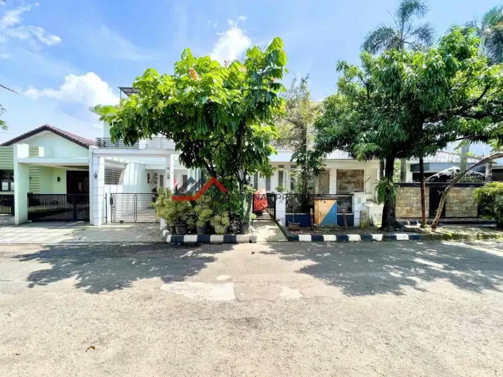 Rumah Siap Huni Minimalis Dalam Komplek Besar Dekat Tol Tb Simatupang