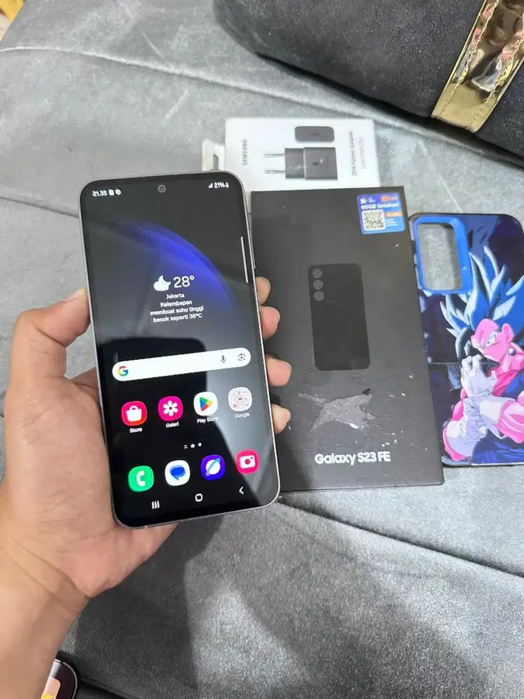 Samsung S23 FE ram 8/128 GB Fullset resmi SEIN bonus kepala cas