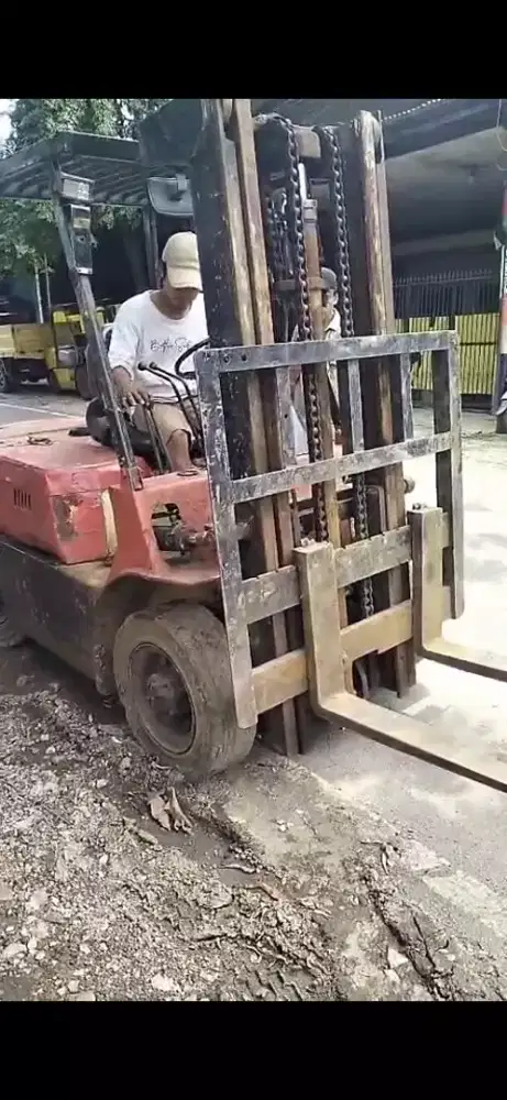 Forklift 2.5 ton
