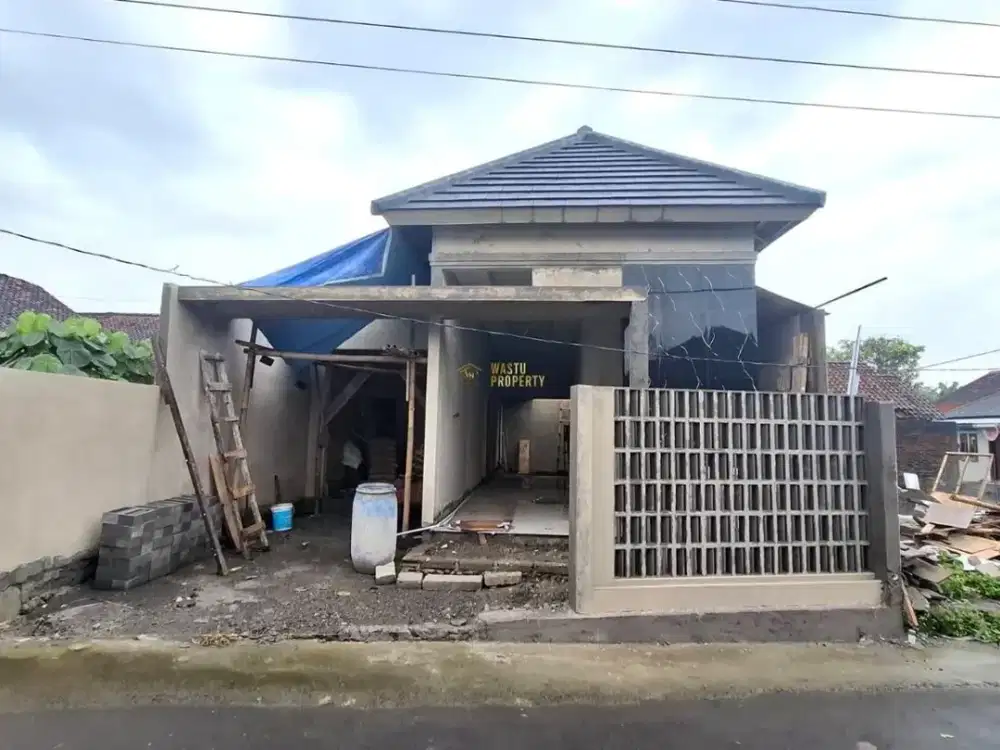 RUMA CANTIK SIAP HUNI, DEKAT EXIT TOL PURWOMARTANI