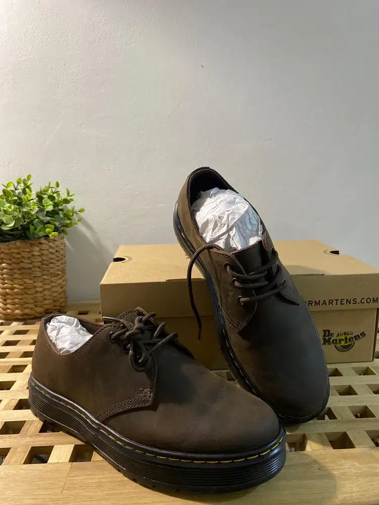 Sepatu Dr. Martens Brookline Lo 3 Eye Shoe Dark Brown Crazy Horse