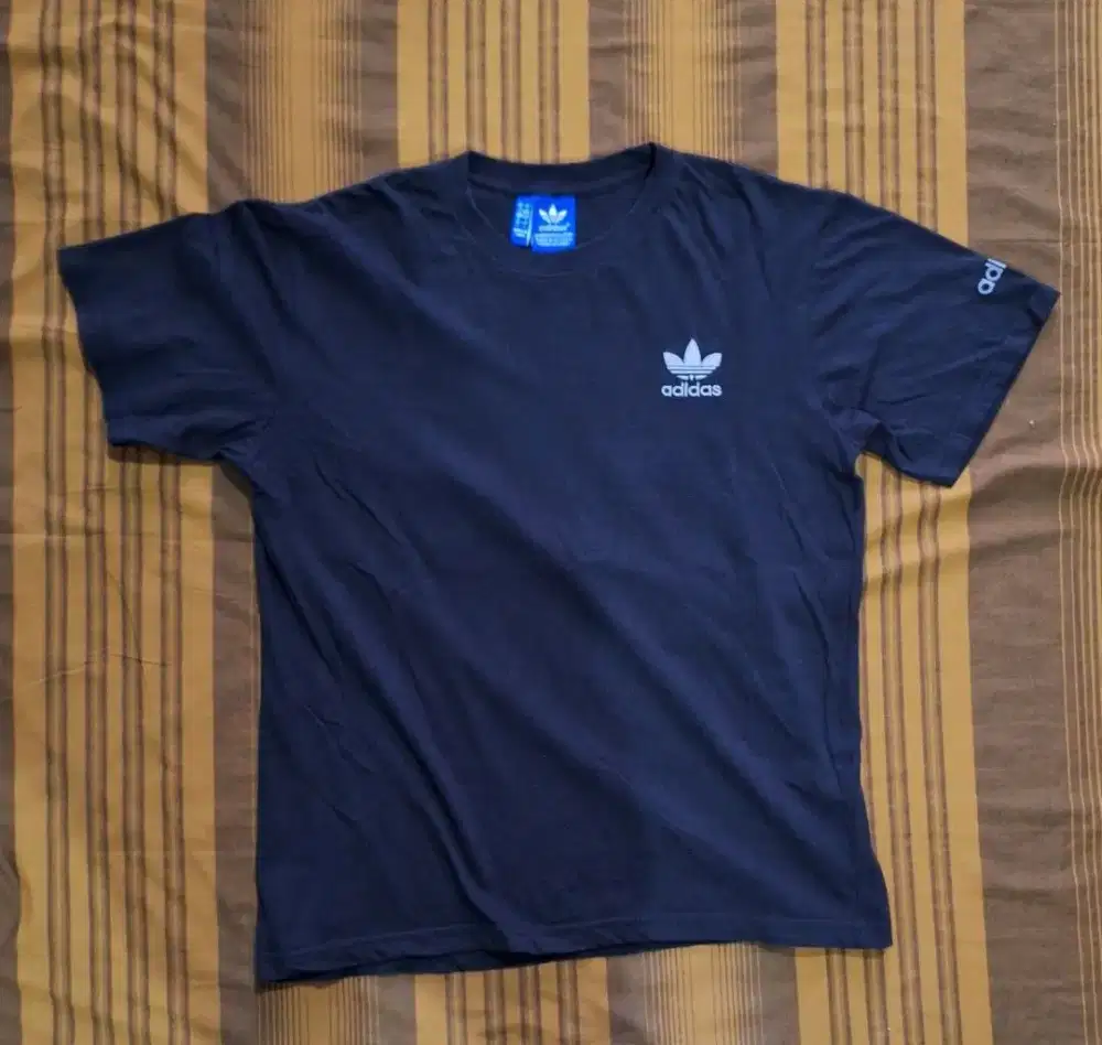 Adidas Tee Grafis