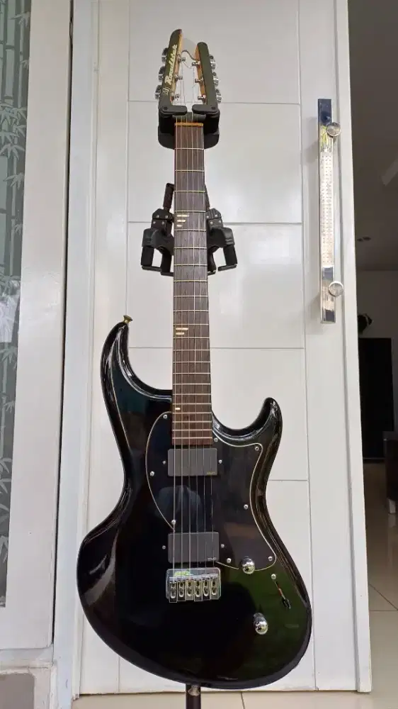 Sale!! Harga cuma sampe lebaran aja!! MJ Roadster guitar made in USA