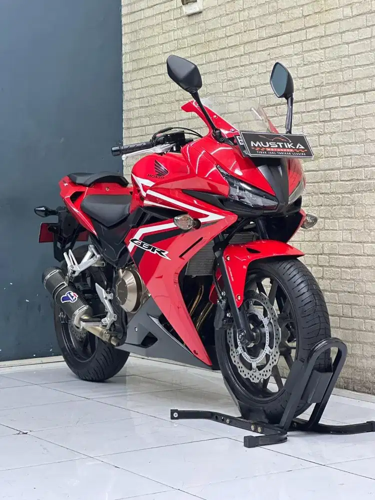 HONDA CBR 500R ABS 2016 SPORT BIG BIKE RASA BARU - Zaki Mustika