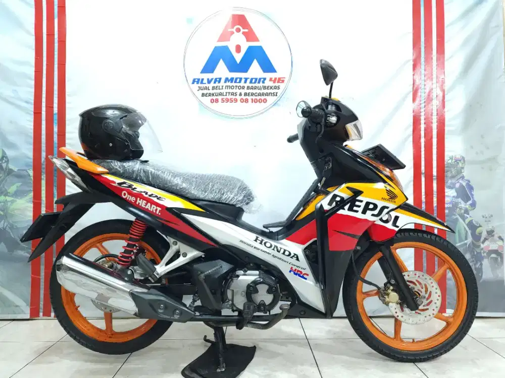 HONDA BLADE 125 KARBURATOR TH 2012 REPSOL LOW KM MESIN ORISINIL SEGEL
