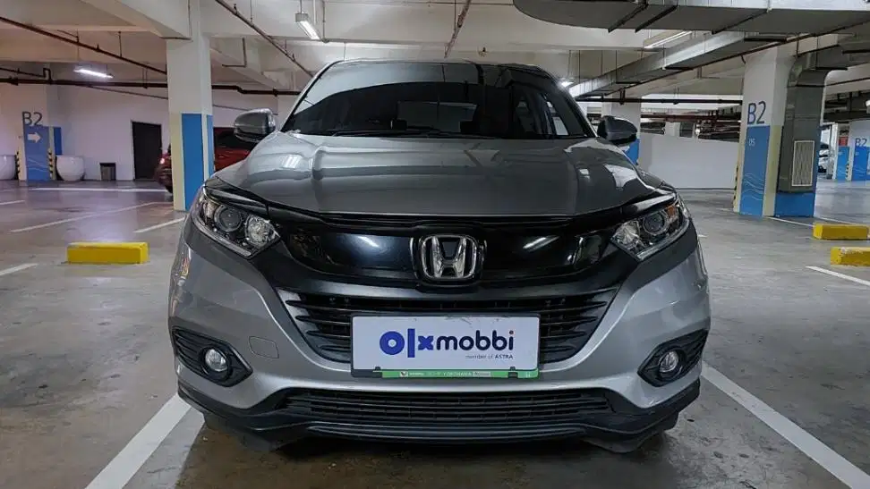 LOW DP Honda HR-V 1.5 E Bensin-AT 2021 CYM