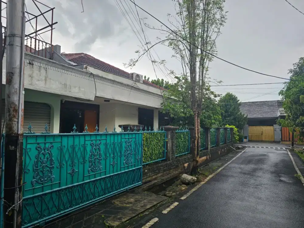 Dijual cepat rumah lokasi strategis posisi hook di Cipinang Elok Jakarta Timur