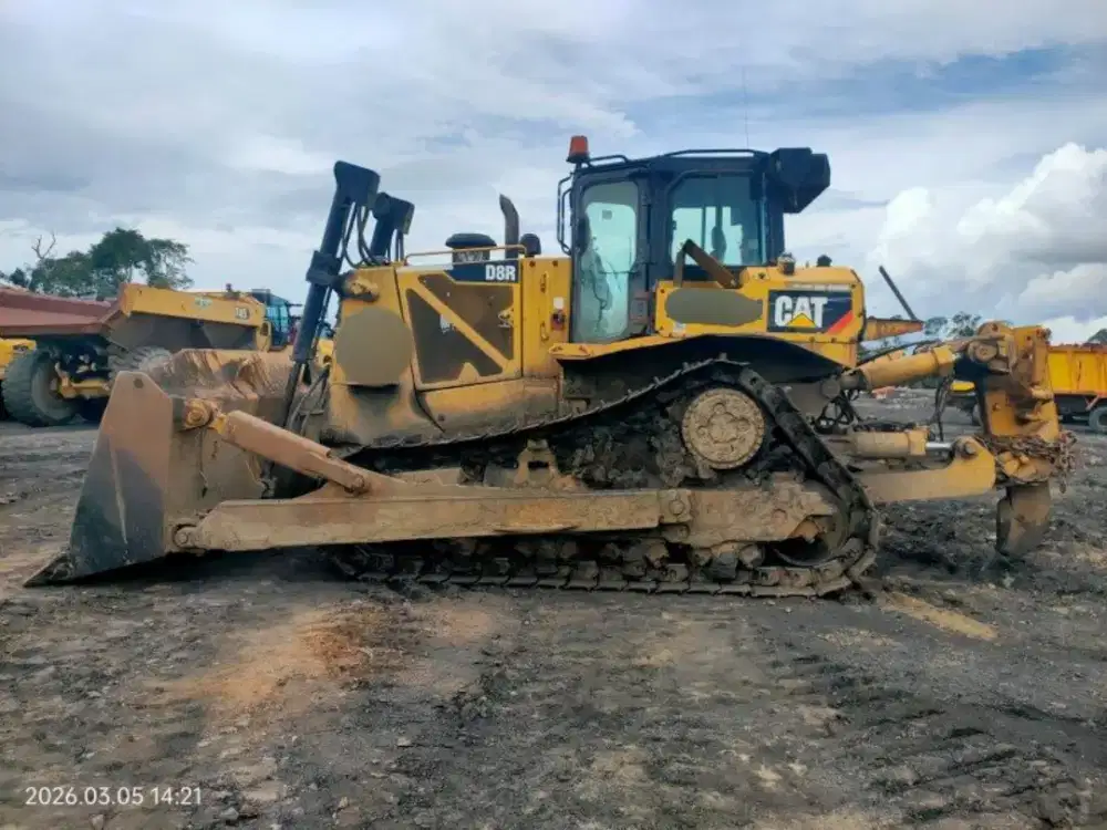 Dozer CAT D8R 2018 HM 10.000an
di Kalsel