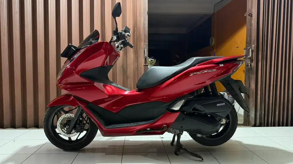 Honda pcx  Merah Glosy