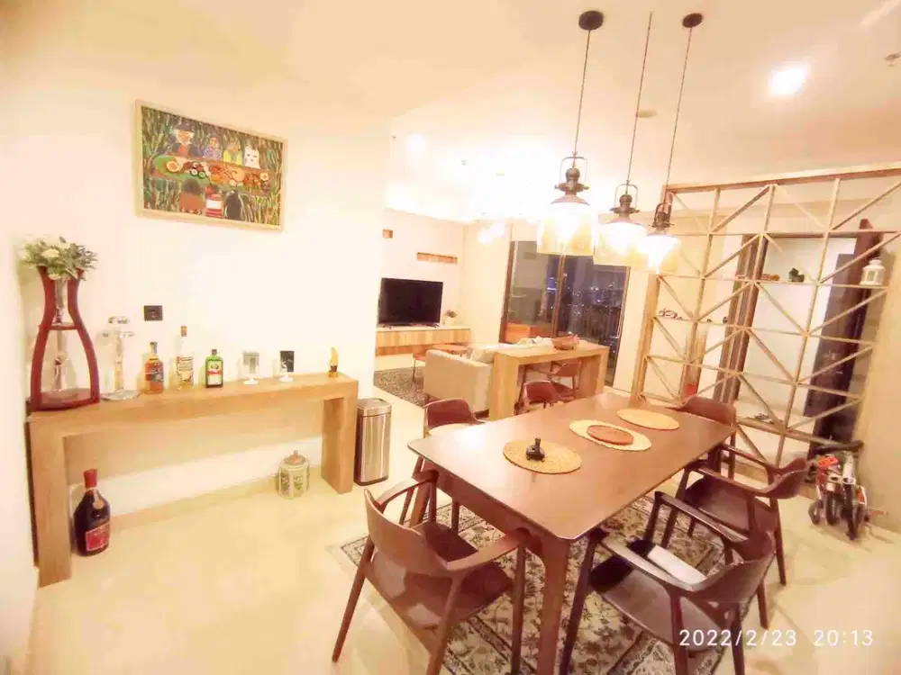 FOR RENT- 1 Park Avenue Apartment Gandaria Kuningan 3 bedroom beautiful view