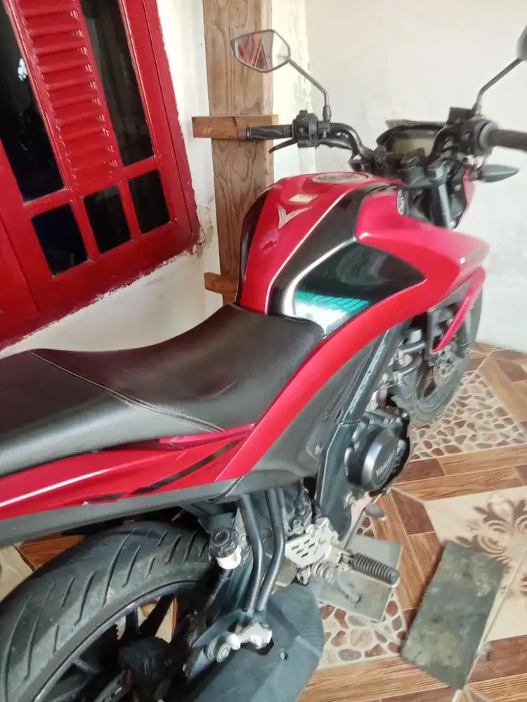 Dijual Vixion R 2018