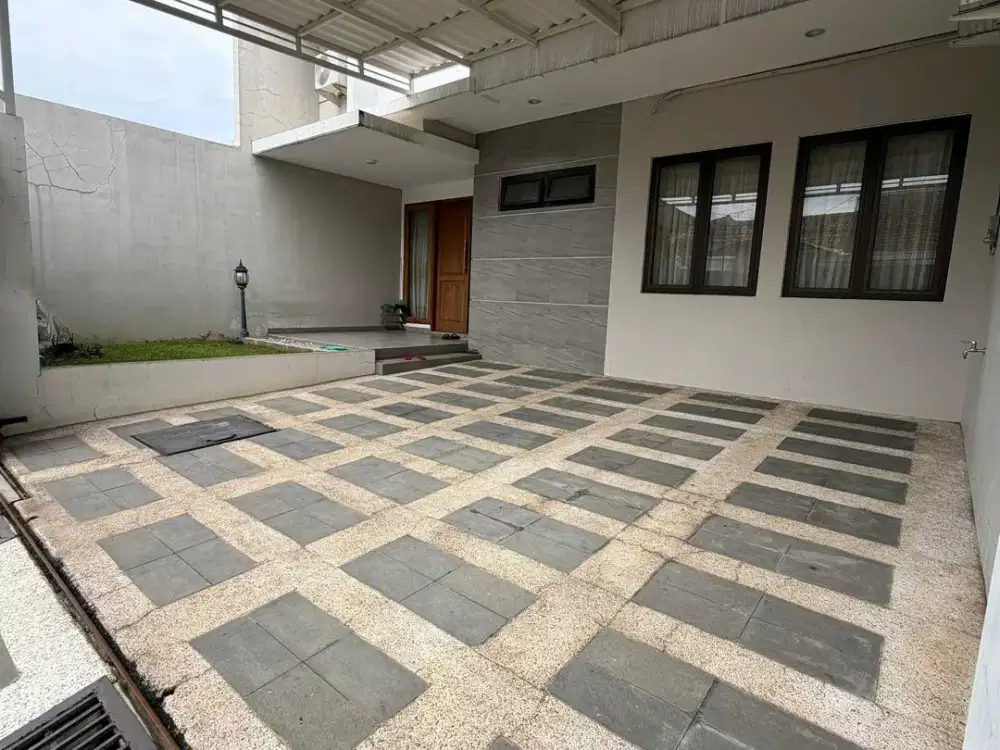 Kris Kencana Sari Timur III