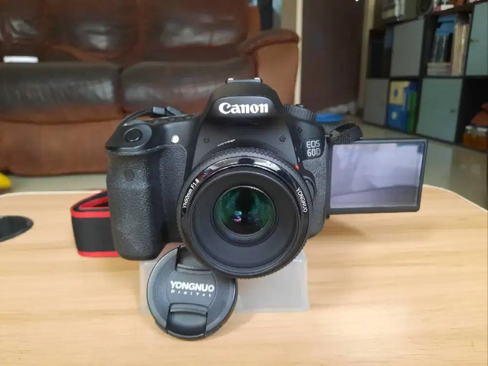 Canon EOS 60D DSLR Semi-Pro (No Vignette) + Lensa Fix Bokeh Yongnuo 50
