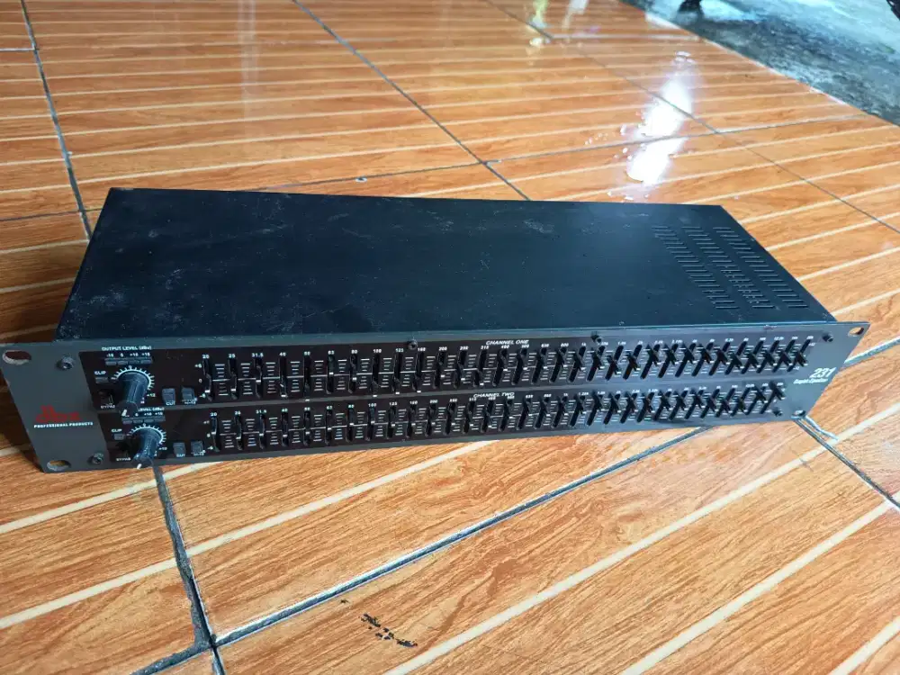 Equalizer DBX 231.Second normal,Travo Oval. Wa: