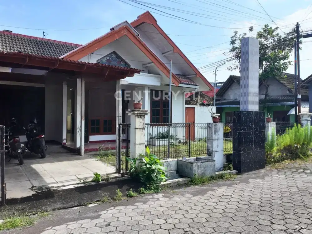 Rumah Unik 1lantai  Tanah Luas Dalam Perumahan Dekat Lotteart