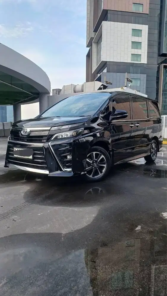 VOXY 2018 KM115RB Service Record Auto2000 Tangan 1 Dari Baru Pribadi.