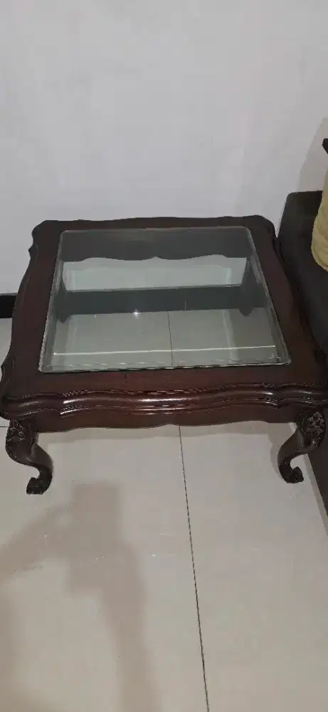 Meja Kaca Coklat Tua