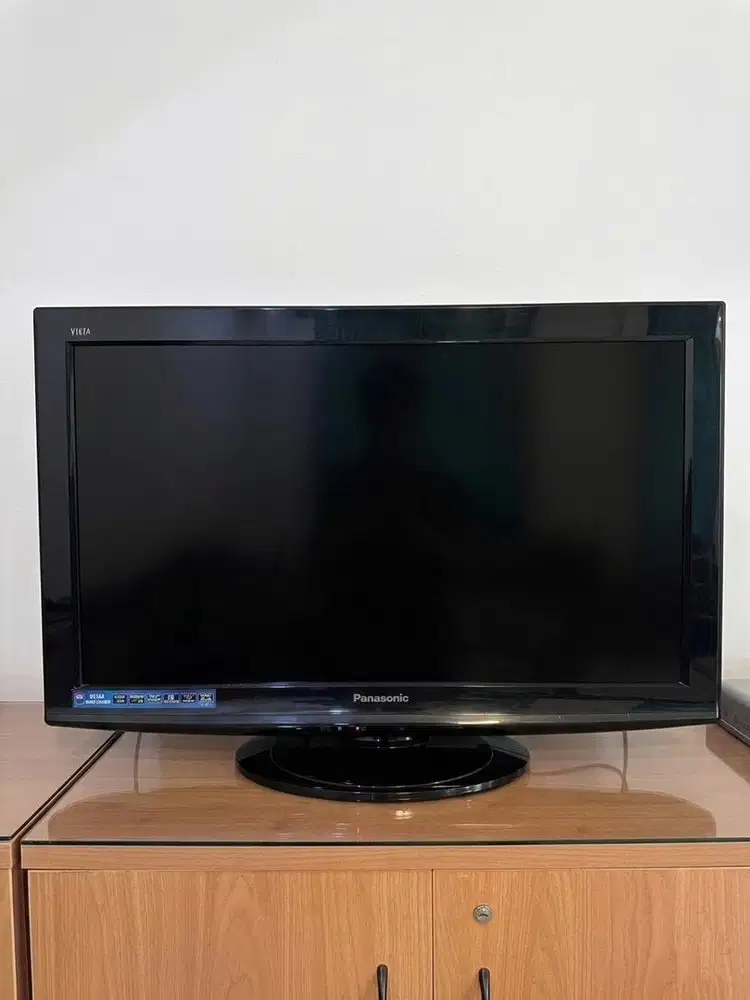 Panasonic VIERA 32 LCD TV (Seri TH-L32X10X)