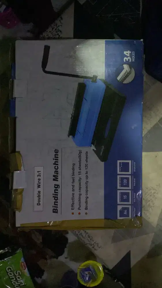 Mesin fotocopy sama pemotong kertas