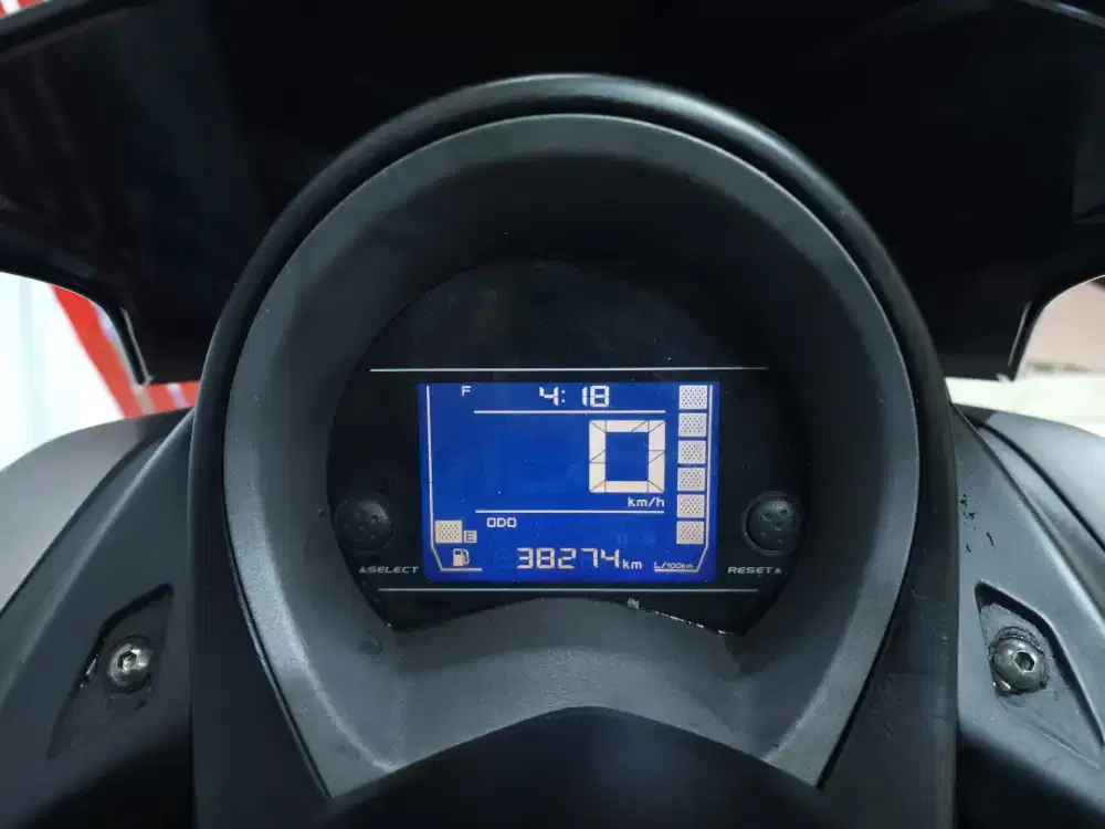 ( PROMO KREDIT DP 500 RB ) YAMAHA NMAX TH 2018 LOW KM MULUS GRESS