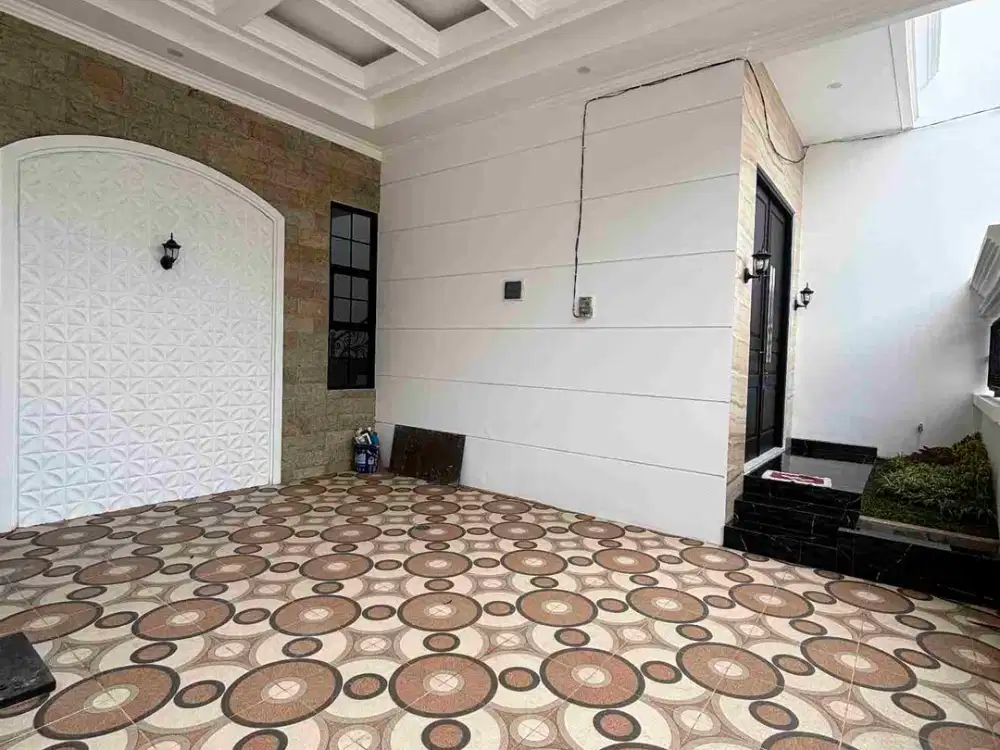 Dijual Rumah Baru Semi Classic Minimalis Babatan Pantai Surabaya Dekat The Grand Kenjeran Anyeong Market Row Jalan 3 Mobil