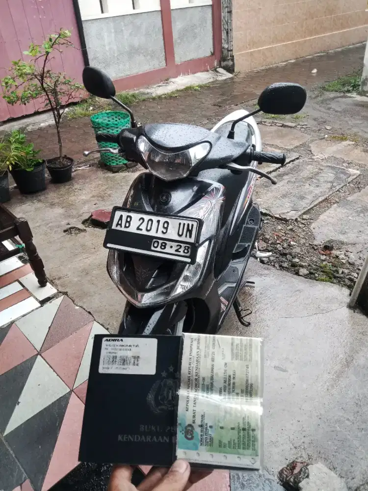 Mio abu abu surat lengkap