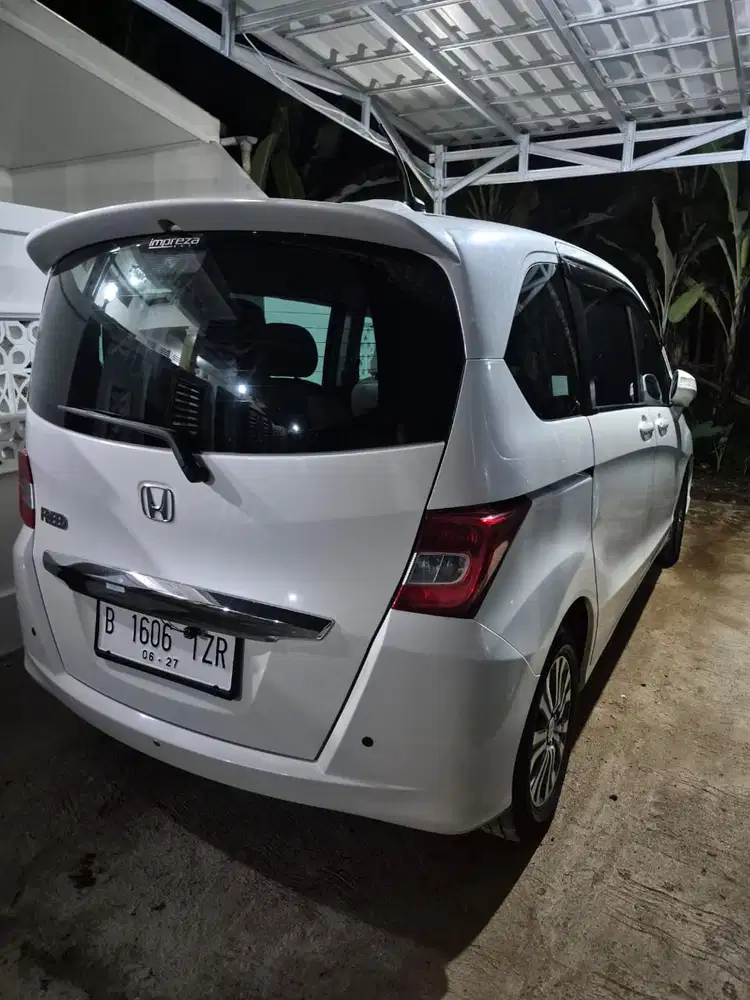 Honda Freed 2012 Bensin