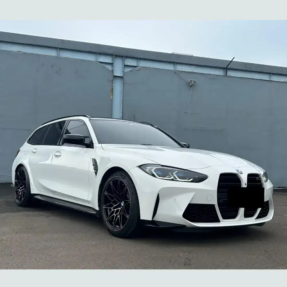 BMW M3 Competition Touring 2024 Alpine White on Black KM 5 rb Like New