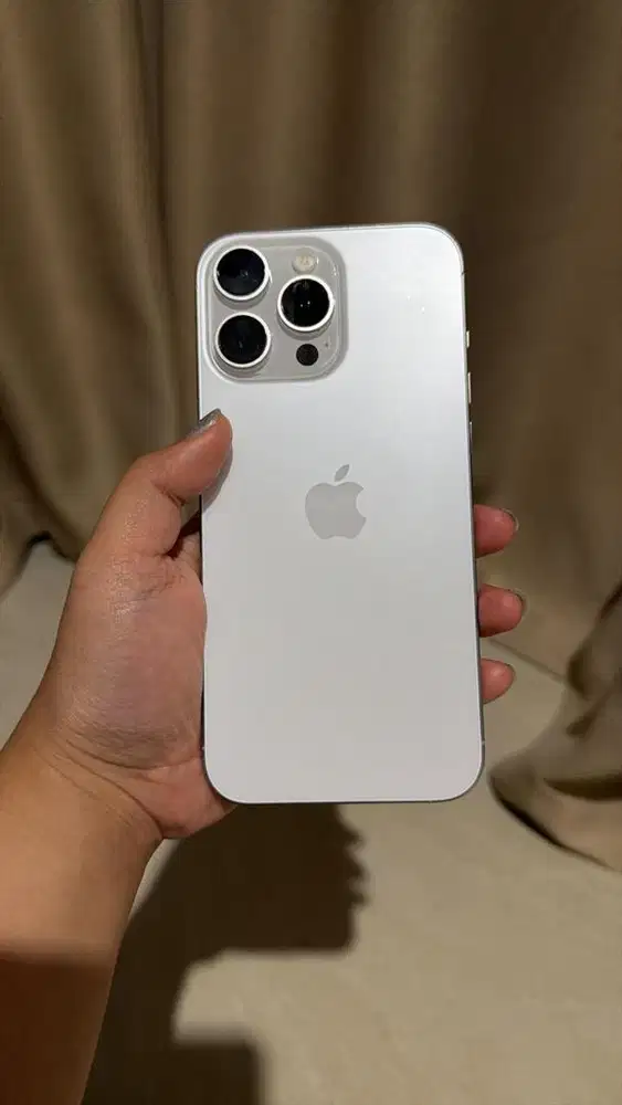 Dijual Cepat iPhone 16 256GB Inter Cukai Permanent All Operator !!