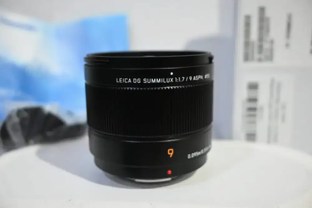 Lensa Wide Leica DG Summilux 9mm F1.7 Baru