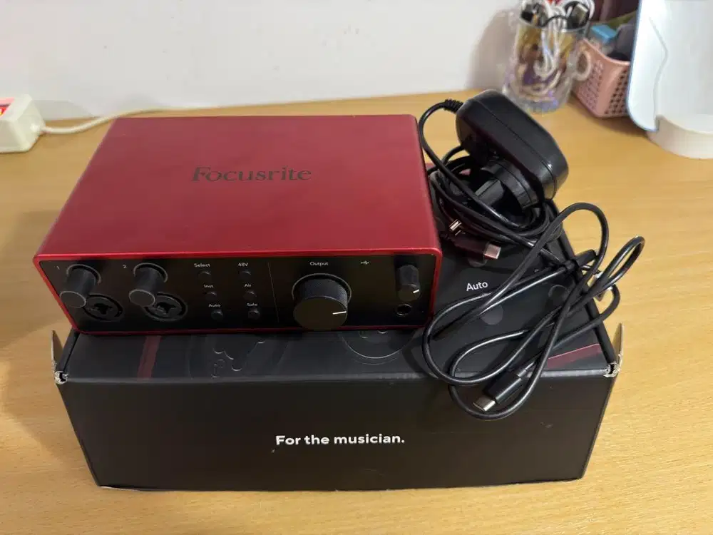 Soundcard Focusrite scarlett 4i4 gen4
