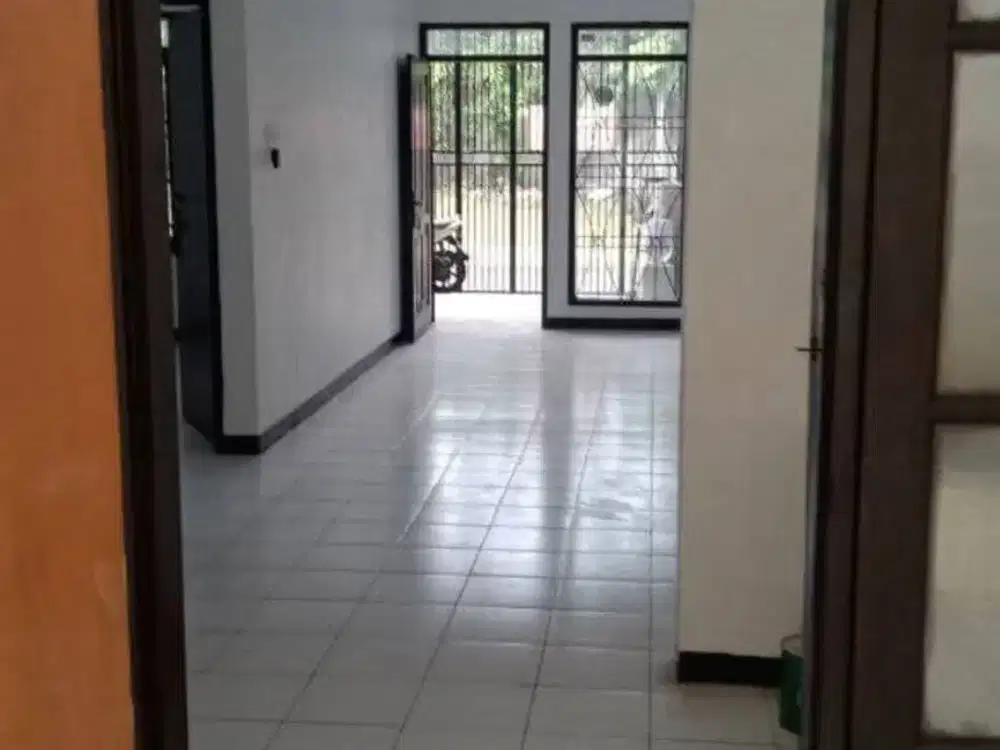 Rumah Nyaman Terawat Murah Taman Kopo Indah Bandung