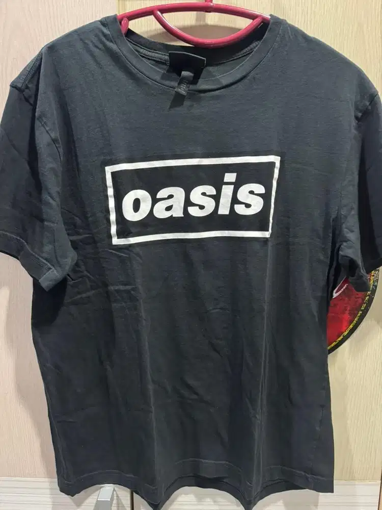 Baju kaos band OASIS