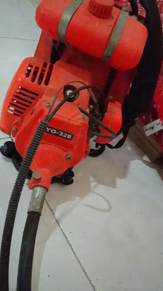 Mesin rumput YO 328