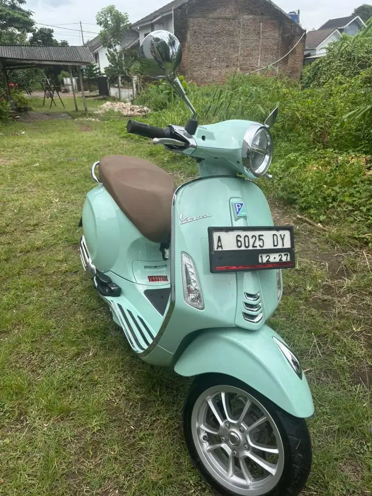 Vespa Primavera 2022