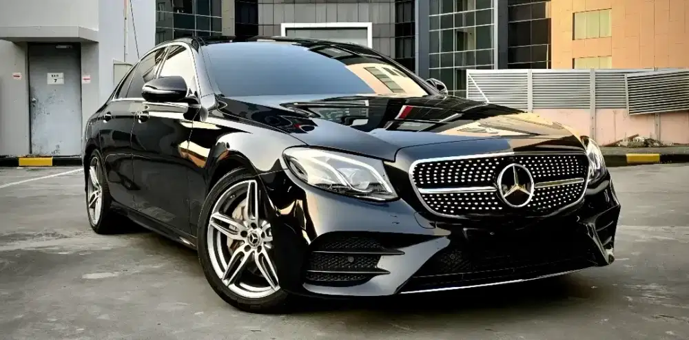 Mercedes Benz E350 AMG FINAL EDITION 2020 KM RENDAH CASH PRIBADI
