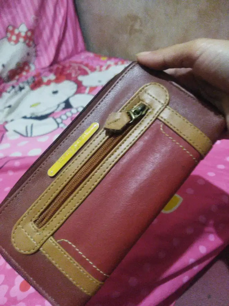 Jaul dompet merek Shopie Martin