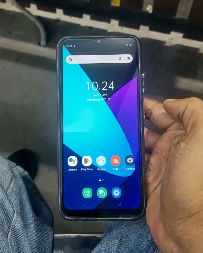 Realme C11 ( 2/32GB ) LAYAR 6.5 inc,