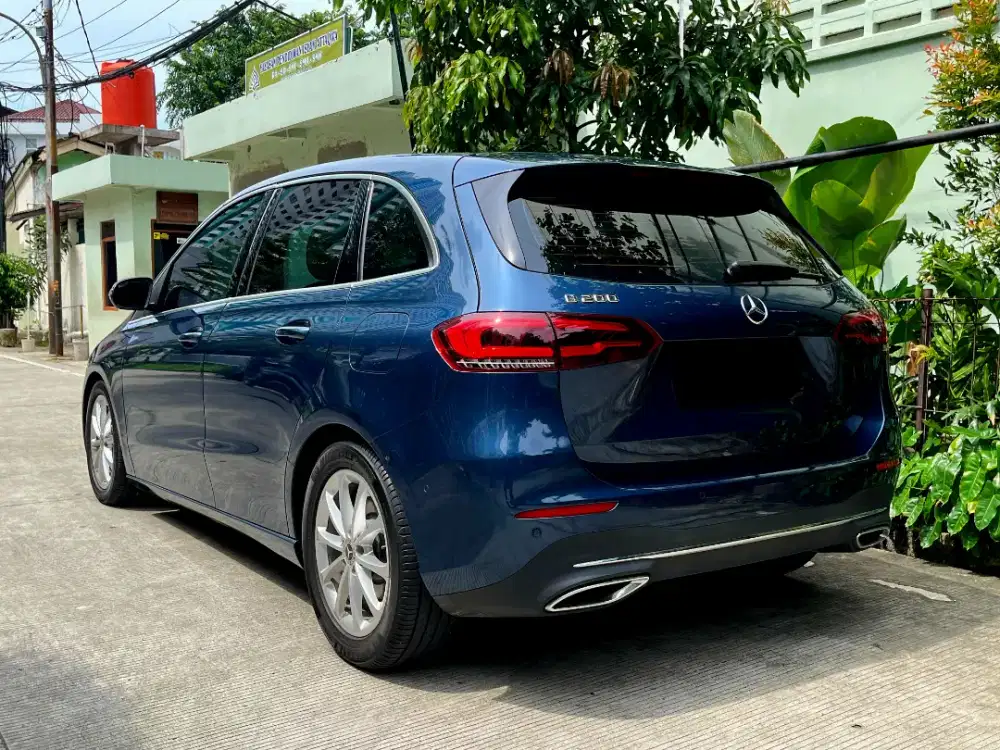 Mercedes Benz B200 W246 MBUX PROGRESIVE LINE 2019 low km cash pribadi