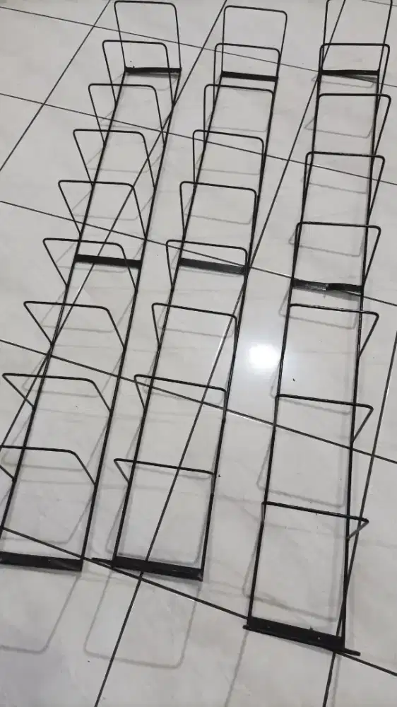 Dijual murah rak sepatu besi baja 3 set