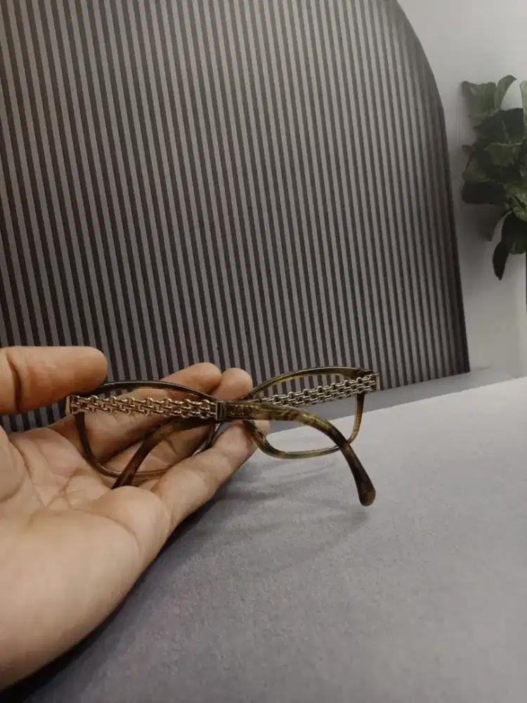 Frame Chanel vintage