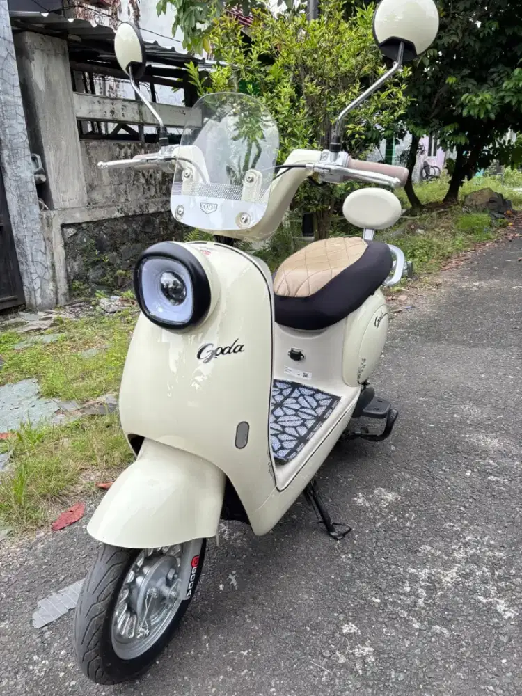 Sepeda listrik merk goda