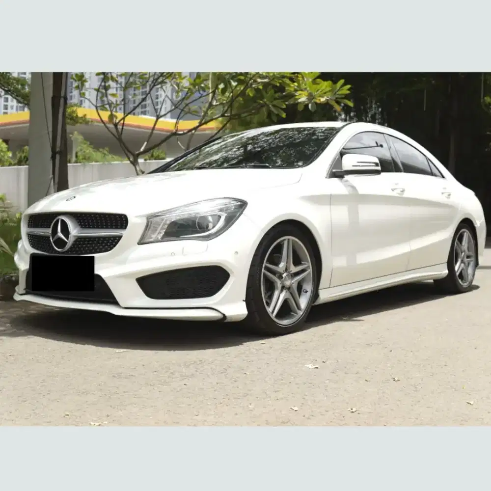 Mercedes-Benz CLA200 AMG Sport 2015 White KM 60rb Good Condition