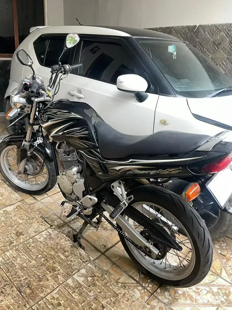 Yamaha Scorpio 220
