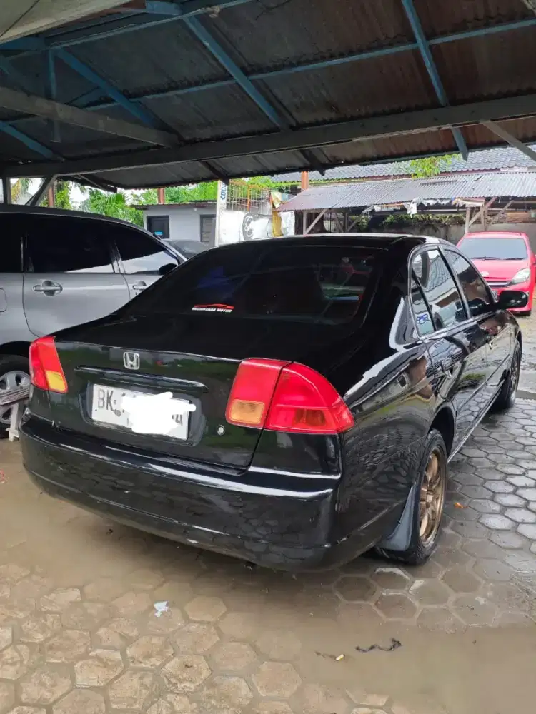 Dijual mobil honda civic vtis 2003