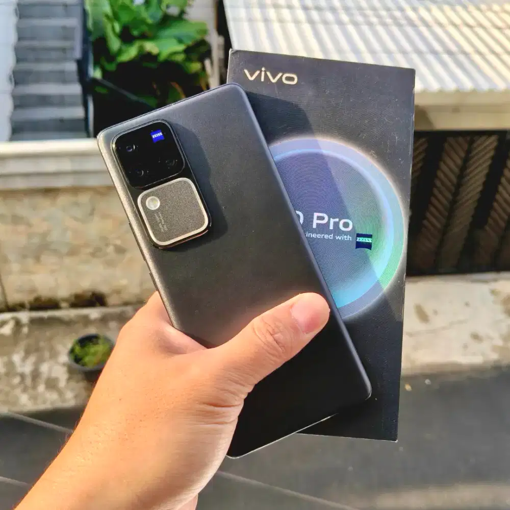 (Fullset Mulus) Vivo V30 Pro RAM 12/512 GB 4 Kamera 50 Mpx